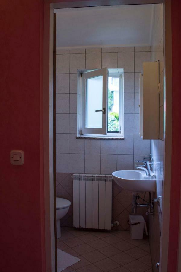 Guest House Ivo Ловран Екстериор снимка