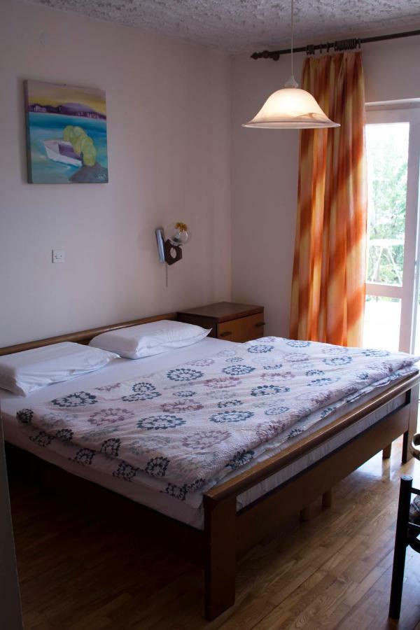 Guest House Ivo Ловран Екстериор снимка